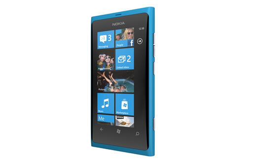 Nokia Lumia  800 e 710