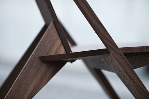 Particolare sedia in legno Medici MC 4 di Mattiazzi